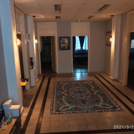 Huge Apartment Near To Bahai Garden ไฮฟา ภายนอก รูปภาพ